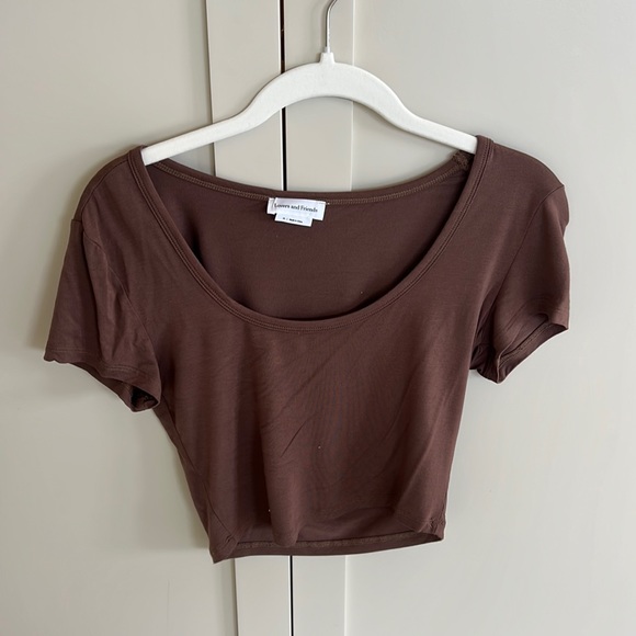 Brown Lovers and Friends Top - Picture 1 of 3